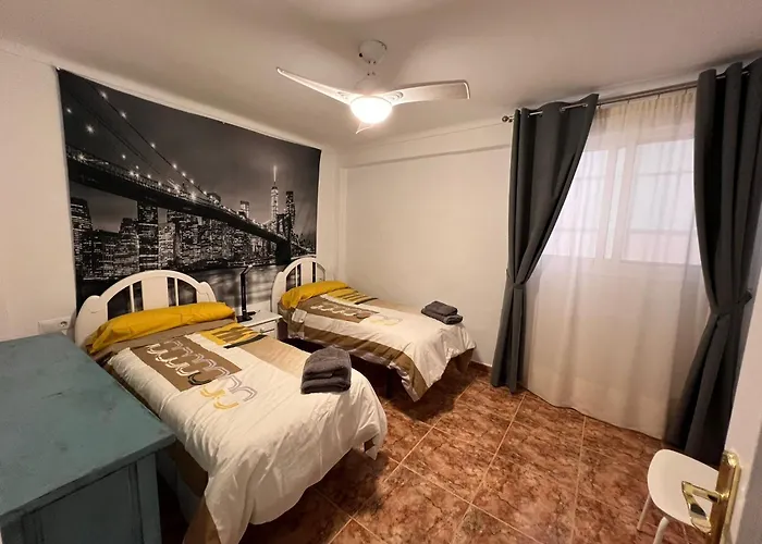 Апартаменты En El Centro De Нерха